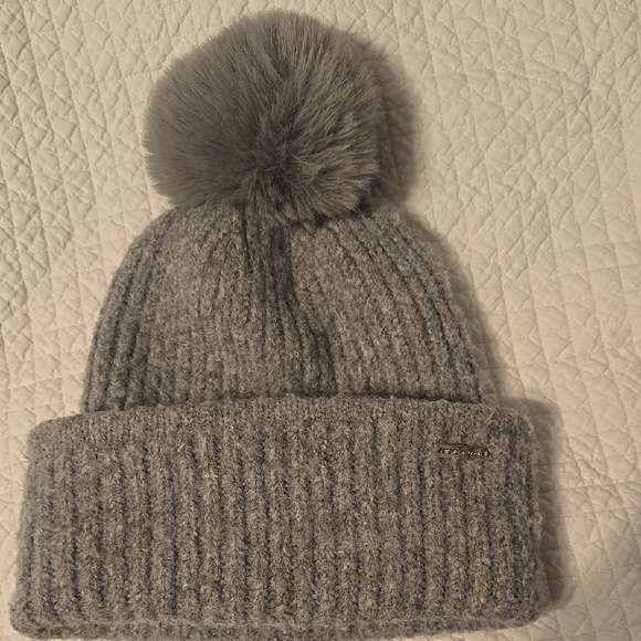 Steve Madden Accessories - Steve Madden Beanie